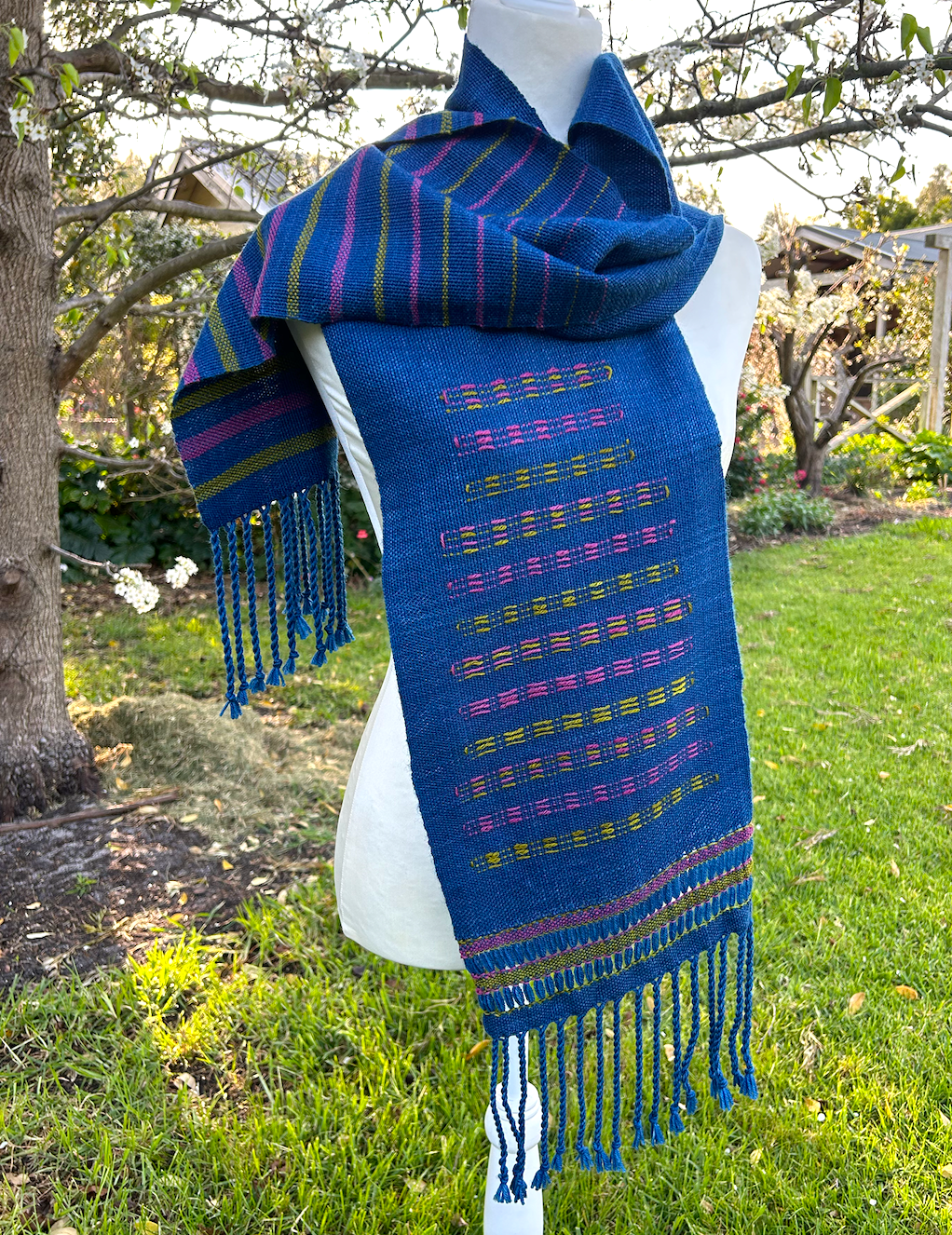 Rigid heddle loom pattern, The Stepping Up Scarf, PDF digital download, hand woven scarf